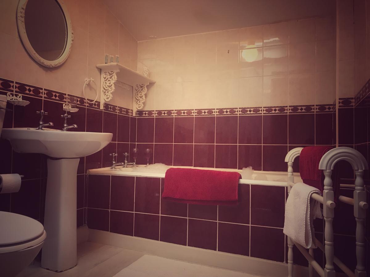 Mcmahon Guesthouse Listowel Εξωτερικό φωτογραφία